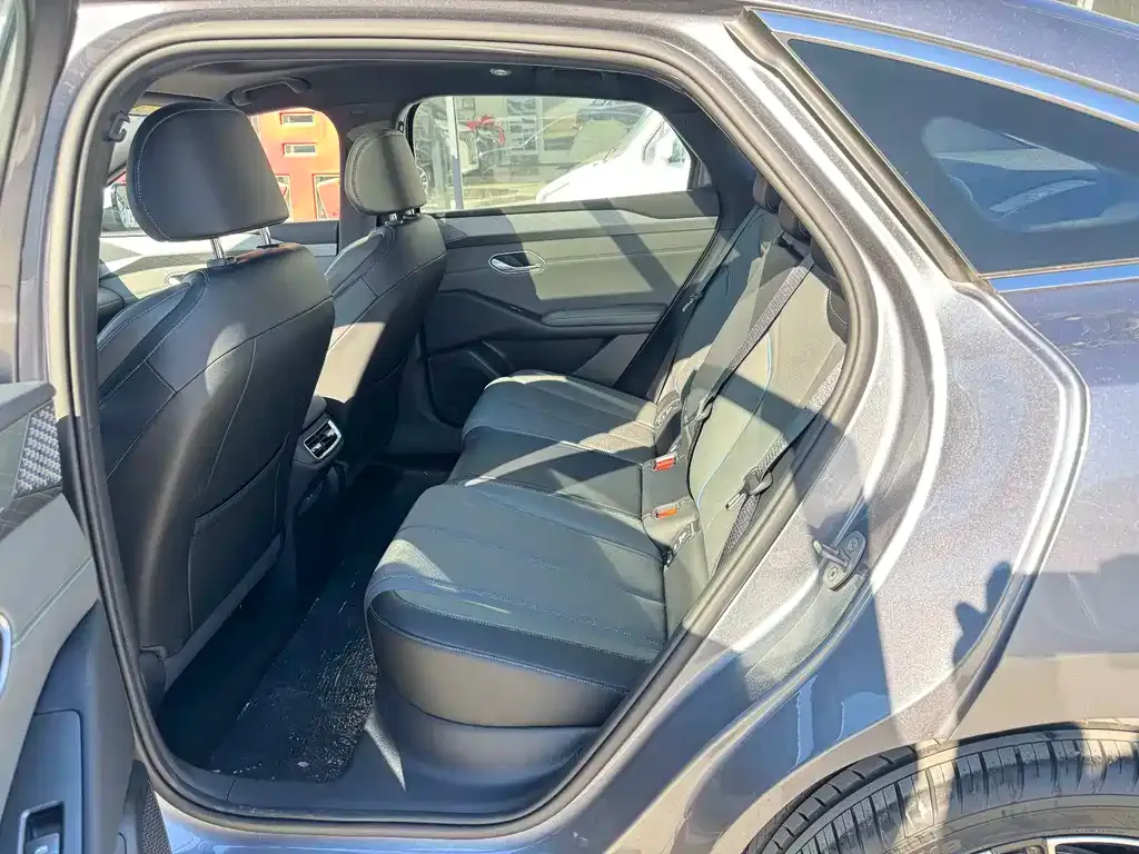 BYD Qin L 2025 из CN, фото 7