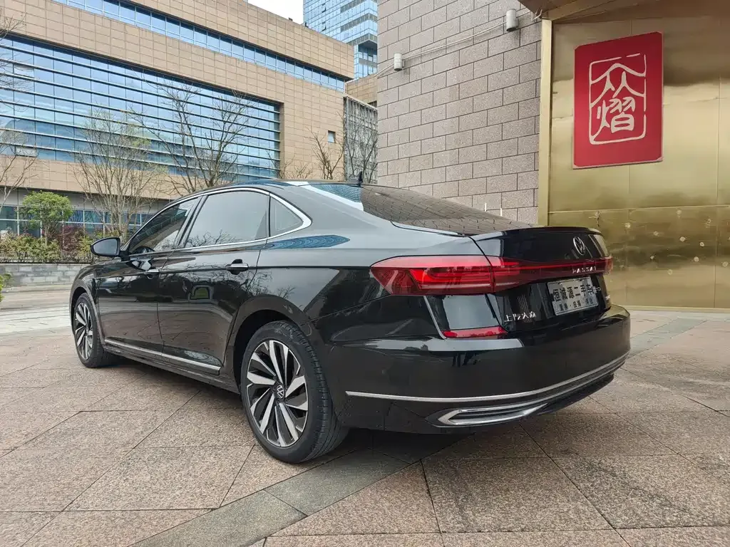Volkswagen Passat — фото 3