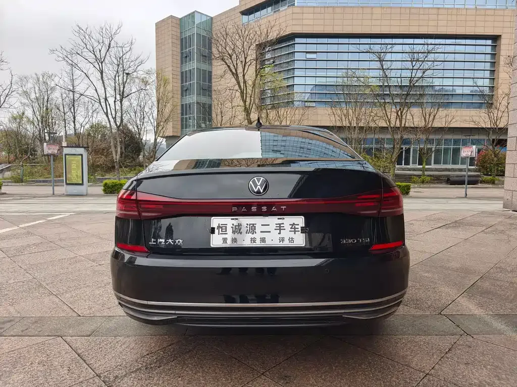 Volkswagen Passat — фото 4