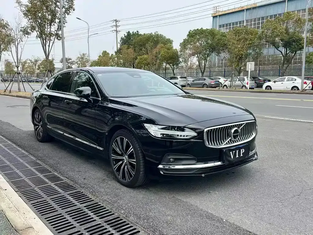 Volvo S90 2024 из CN, фото 6