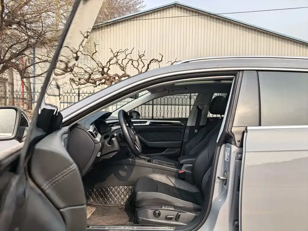 Volkswagen CC — фото 10
