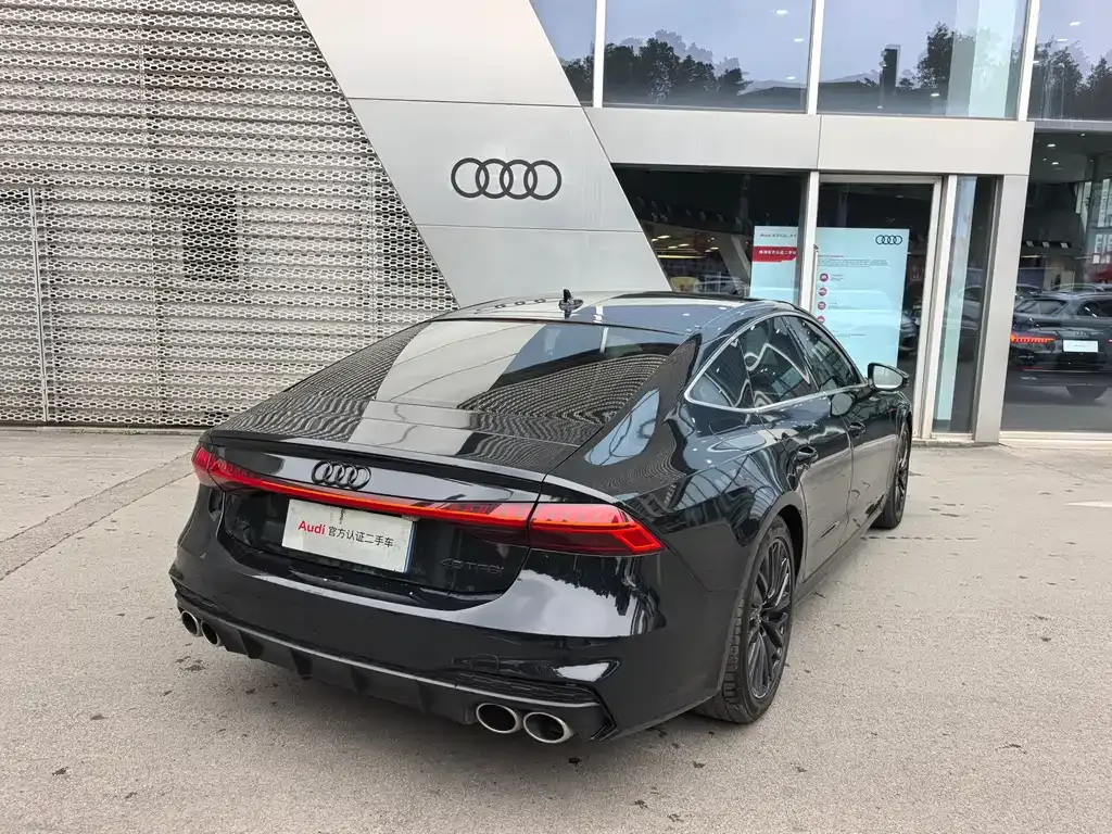 Audi A7 2021 из CN, фото 8