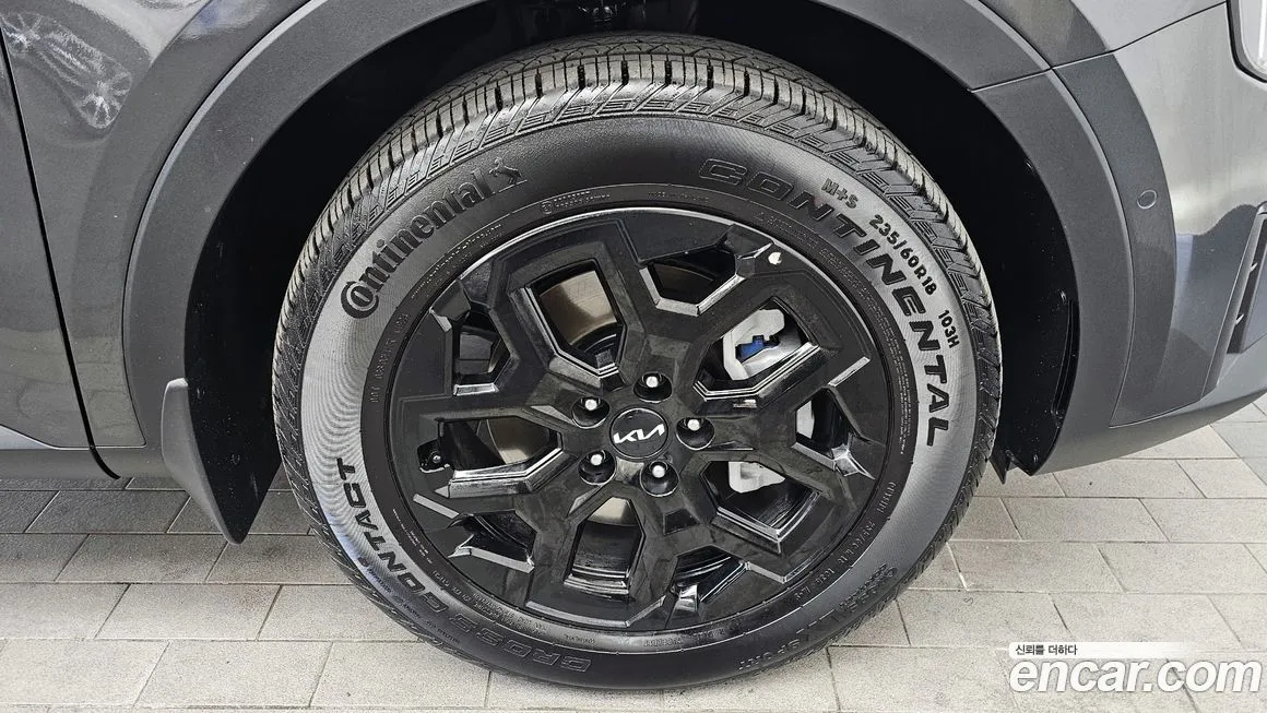 Kia Sorento — фото 6