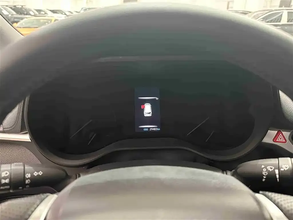 Toyota Granvia 2024 из CN, фото 3