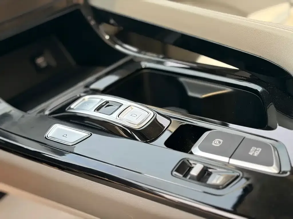 Hyundai Custo — фото 2