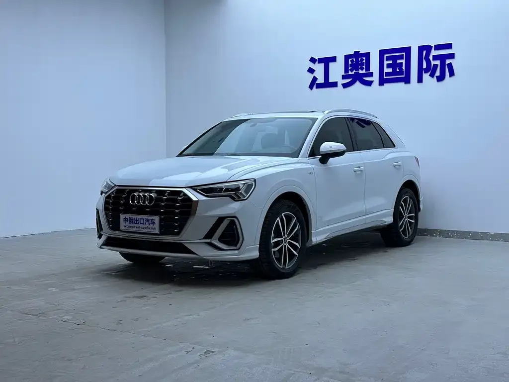Audi Q3 2022 из CN, фото 1