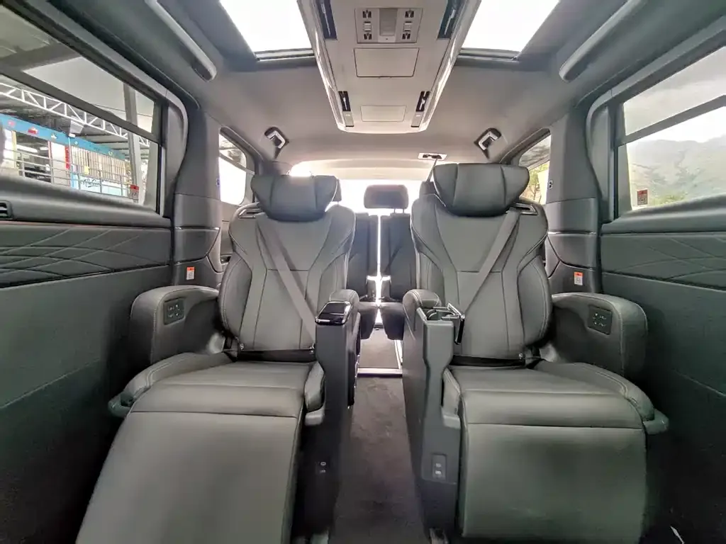 Toyota Alphard 2026 из CN, фото 5