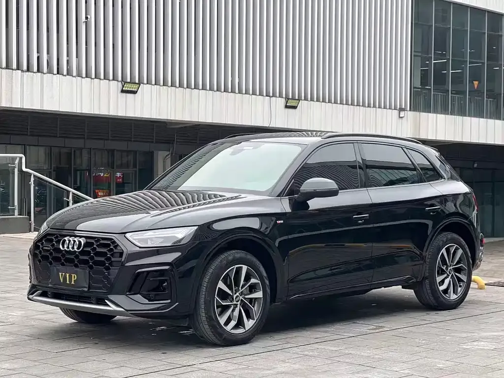Audi Q5L 2023 из CN, фото 1