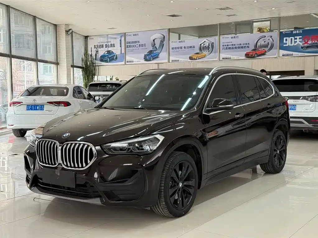 BMW X1 2021 из CN, фото 1