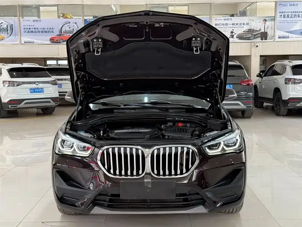 BMW X1 2021 из CN, фото 6