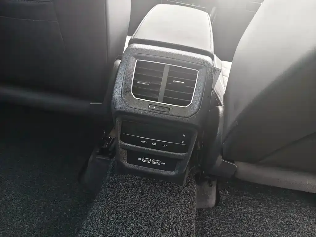 Volkswagen Tayron 2023 из CN, фото 9