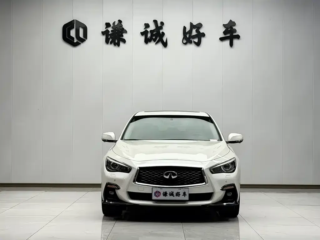 Infiniti Q50L 2021 из CN, фото 2