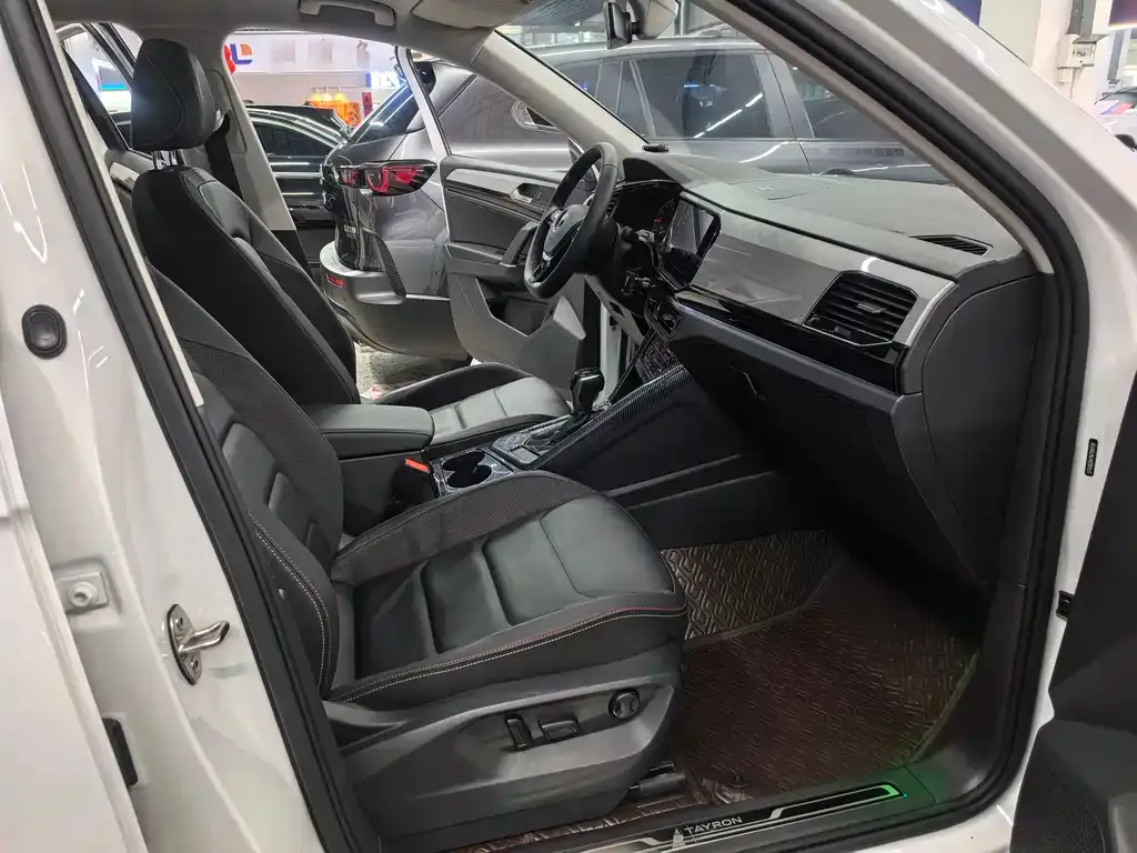 Volkswagen Tayron 2022 из CN, фото 6