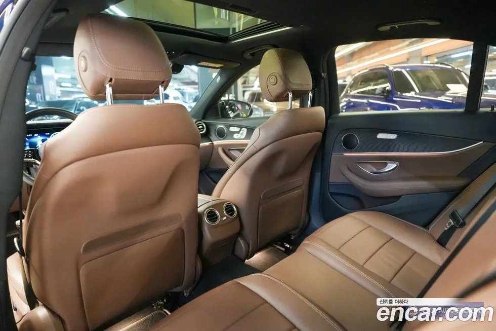 Mercedes-Benz E-Class 2022 из KR, фото 1
