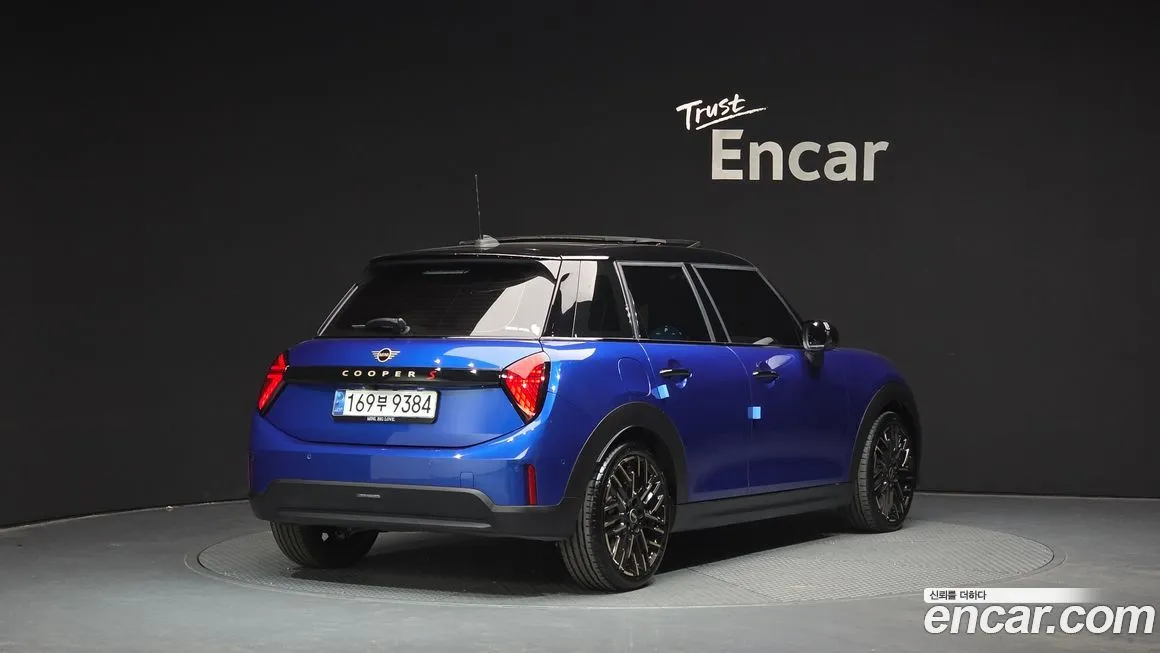Mini Cooper 2025 из KR, фото 10