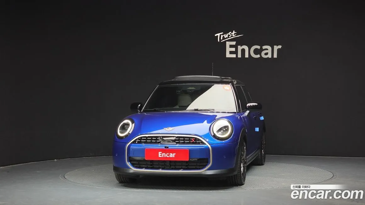 Mini Cooper 2025 из KR, фото 2