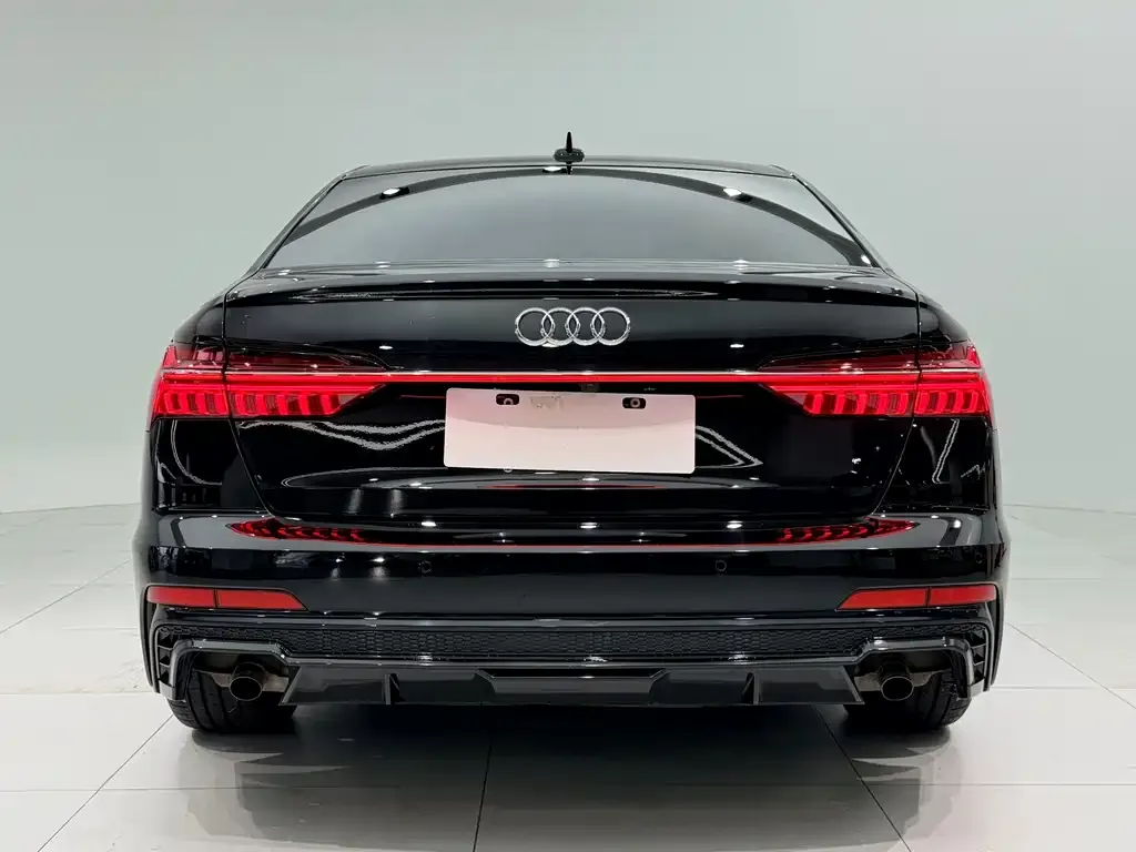Audi A6L — фото 6