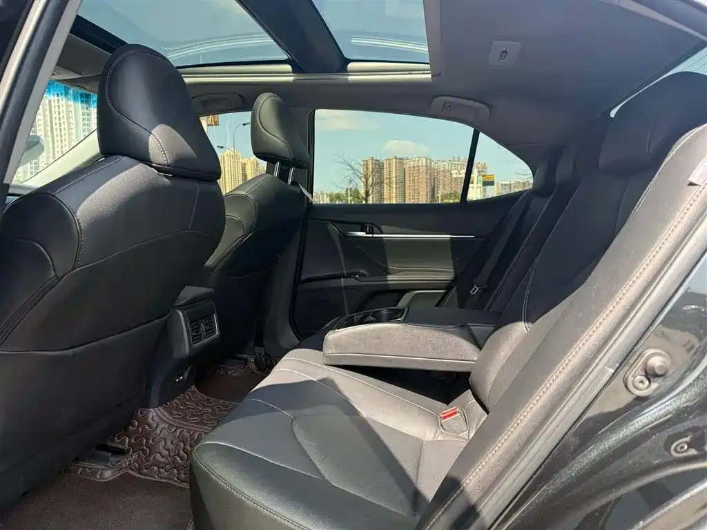 Toyota Camry 2022 из CN, фото 4