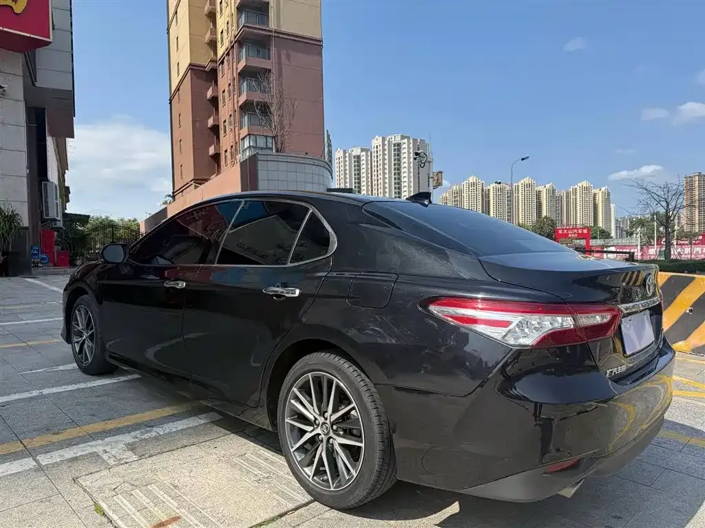 Toyota Camry 2022 из CN, фото 7