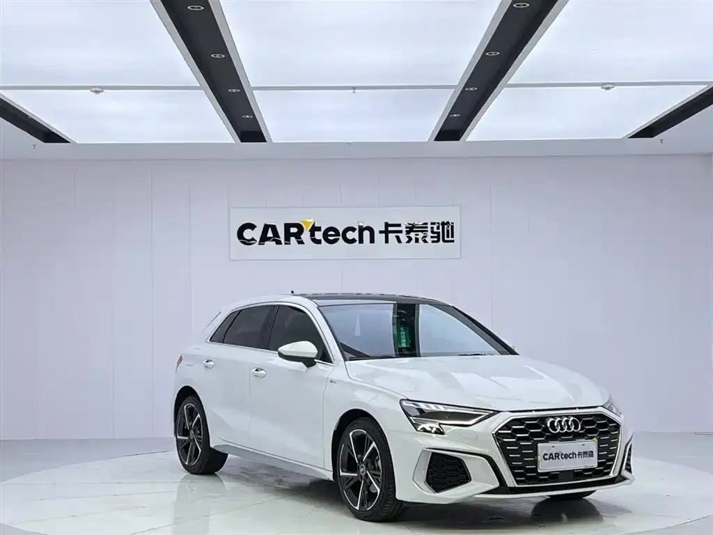 Audi A3 2024 из CN, фото 4