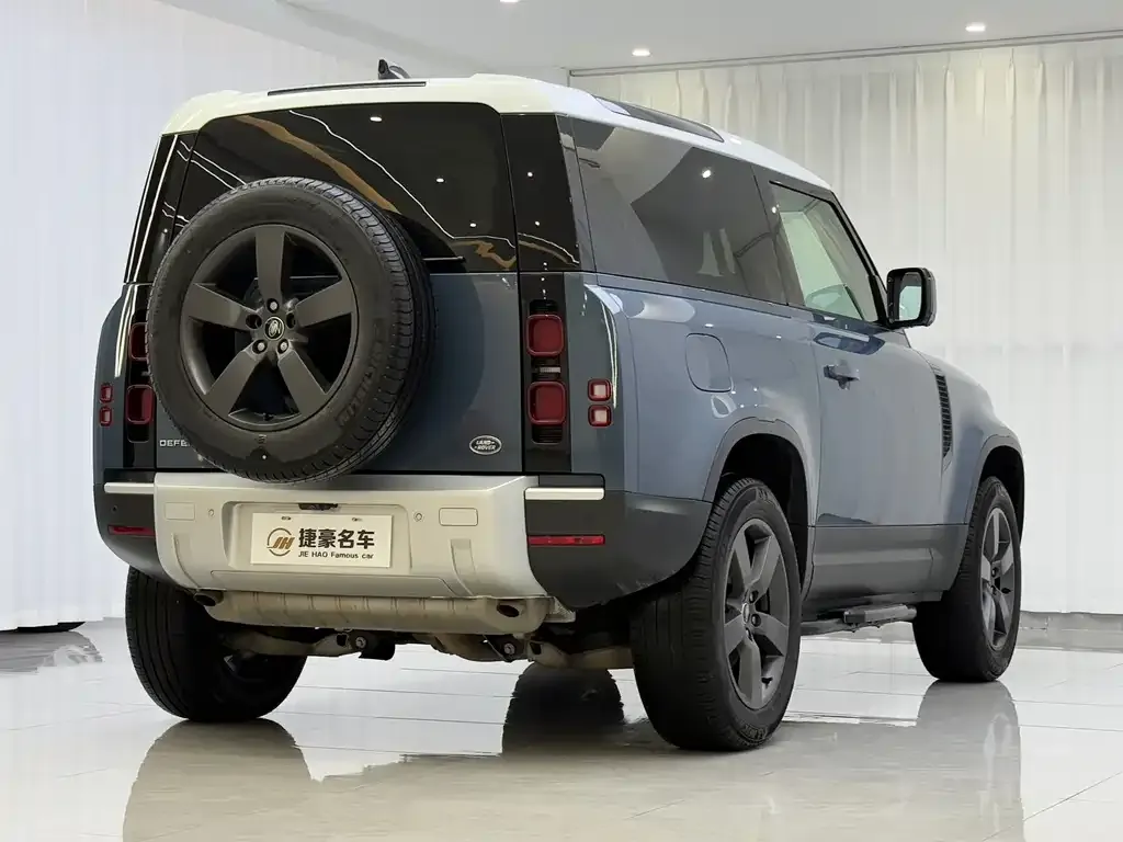 Land Rover Defender — фото 4