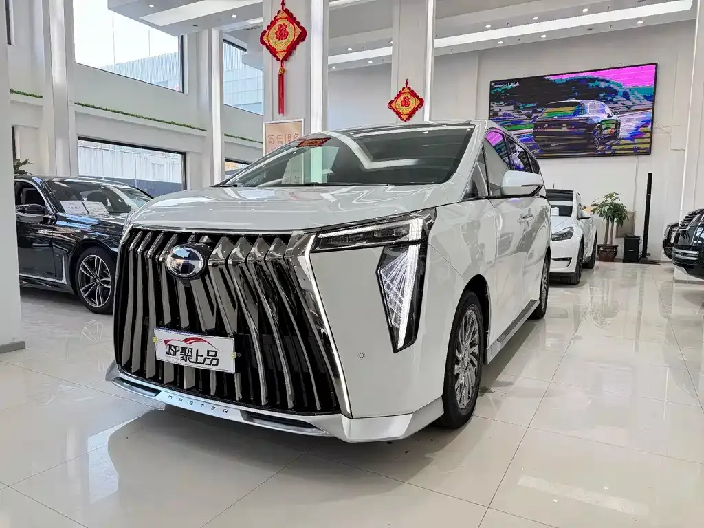 GAC Motor Trumpchi M8 — фото 1