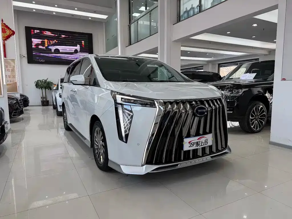 GAC Motor Trumpchi M8 — фото 9