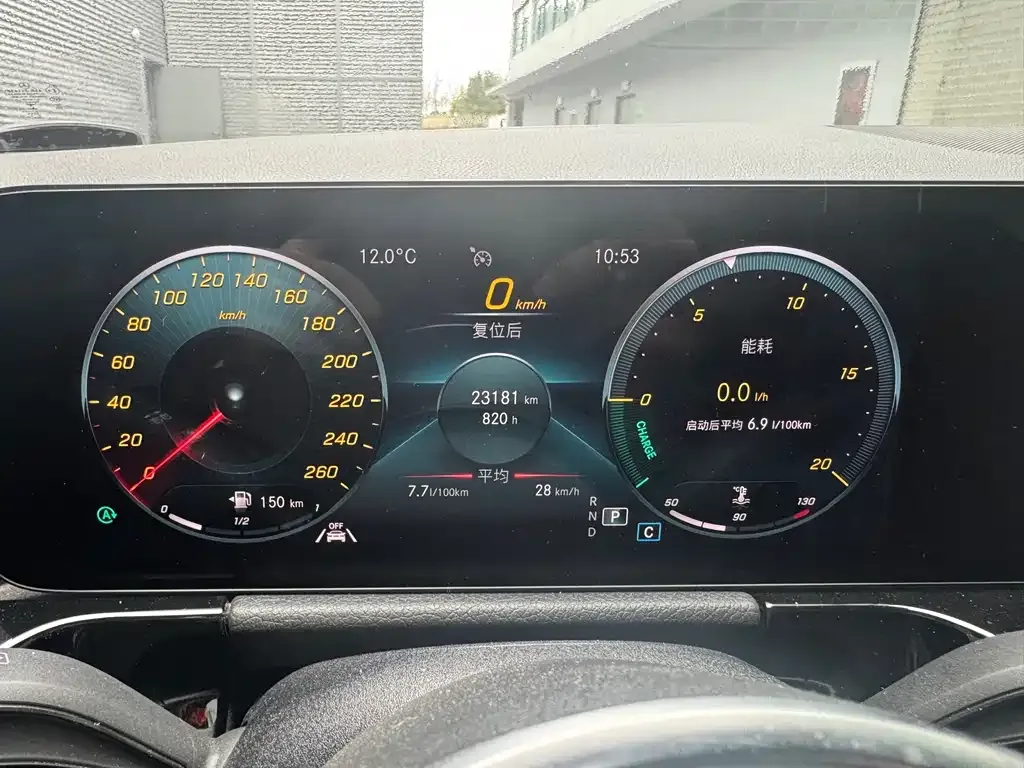 Mercedes-Benz GLA — фото 5