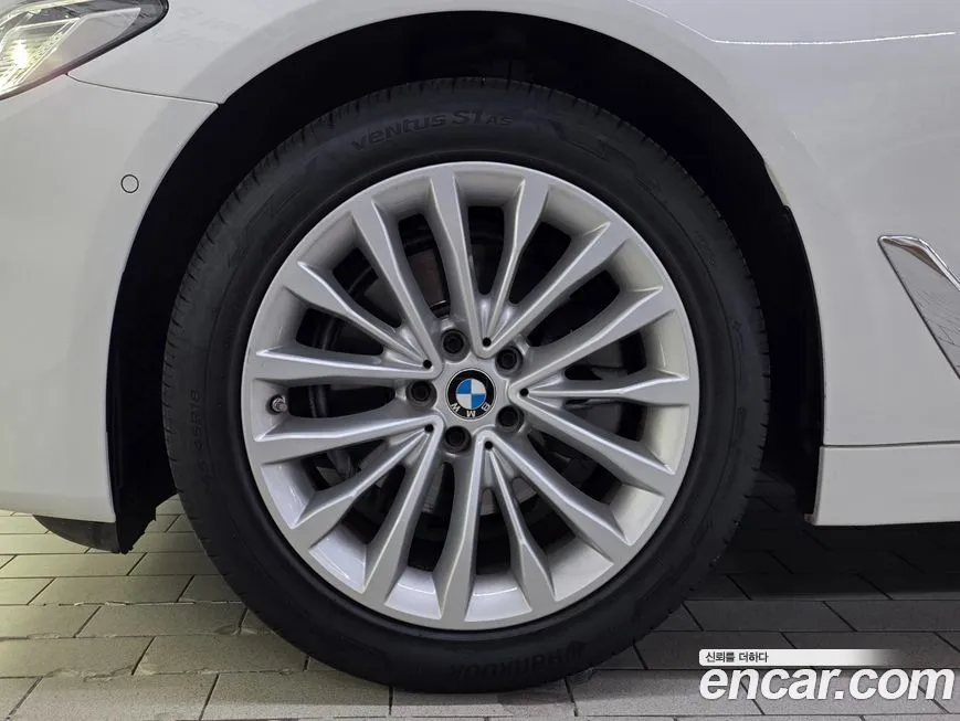 BMW 5-Series 2021 из KR, фото 6