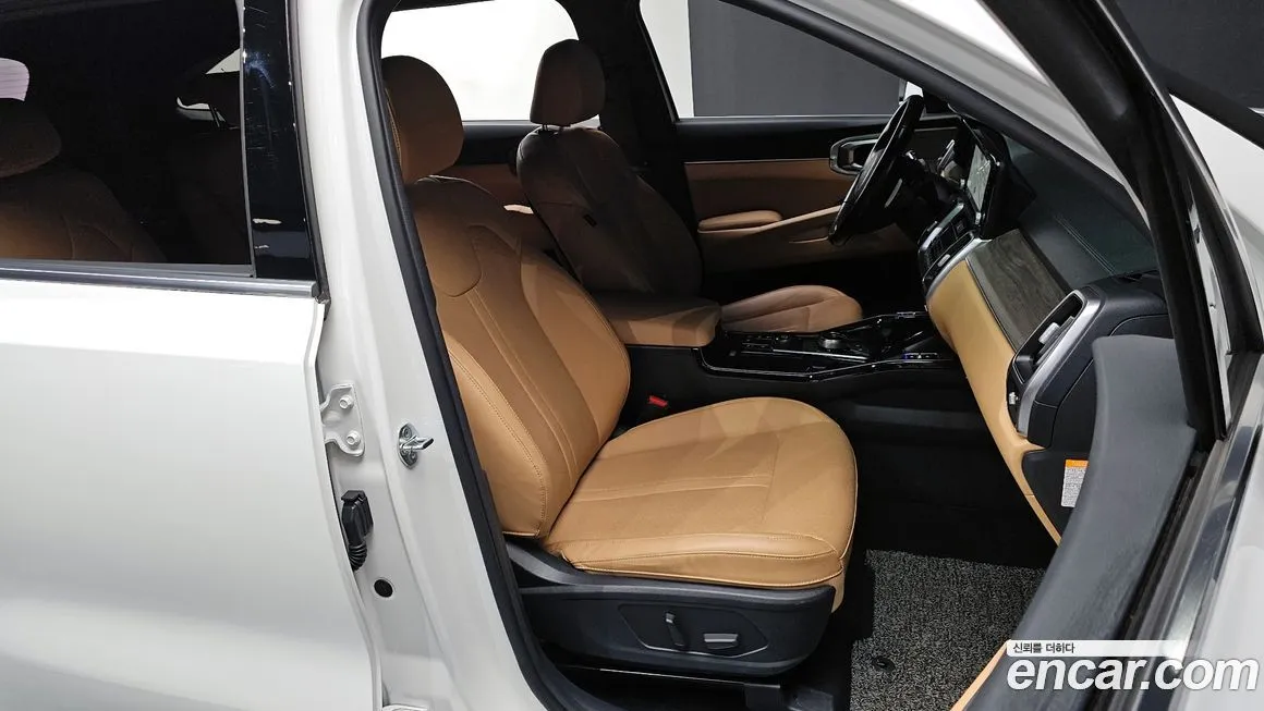Kia Sorento — фото 6