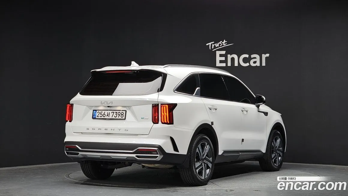 Kia Sorento — фото 3