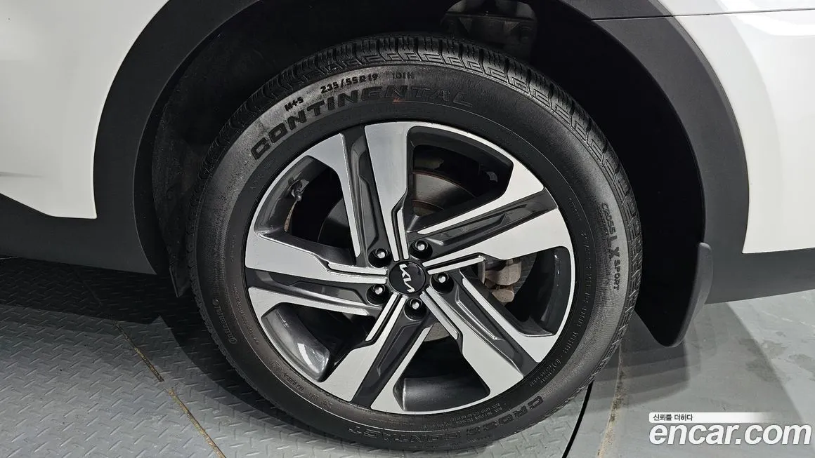 Kia Sorento — фото 8