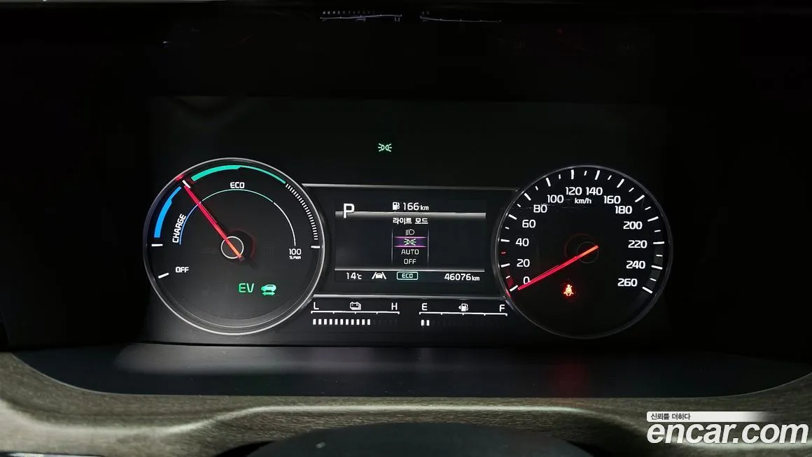 Kia Sorento — фото 4