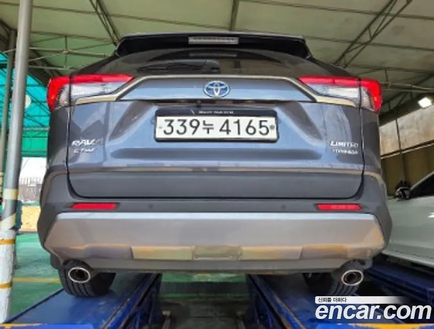 Toyota RAV4 2021 из KR, фото 3