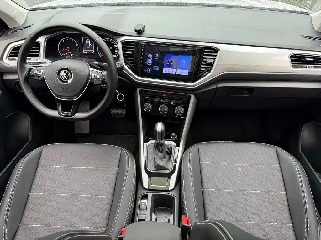 Volkswagen T-Roc 2021 из CN, фото 3