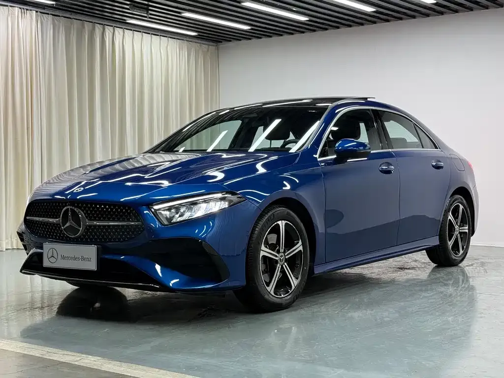 Mercedes-Benz A-Class — фото 1