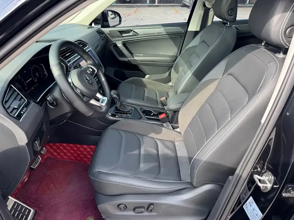 Volkswagen Tiguan L 2021 из CN, фото 8