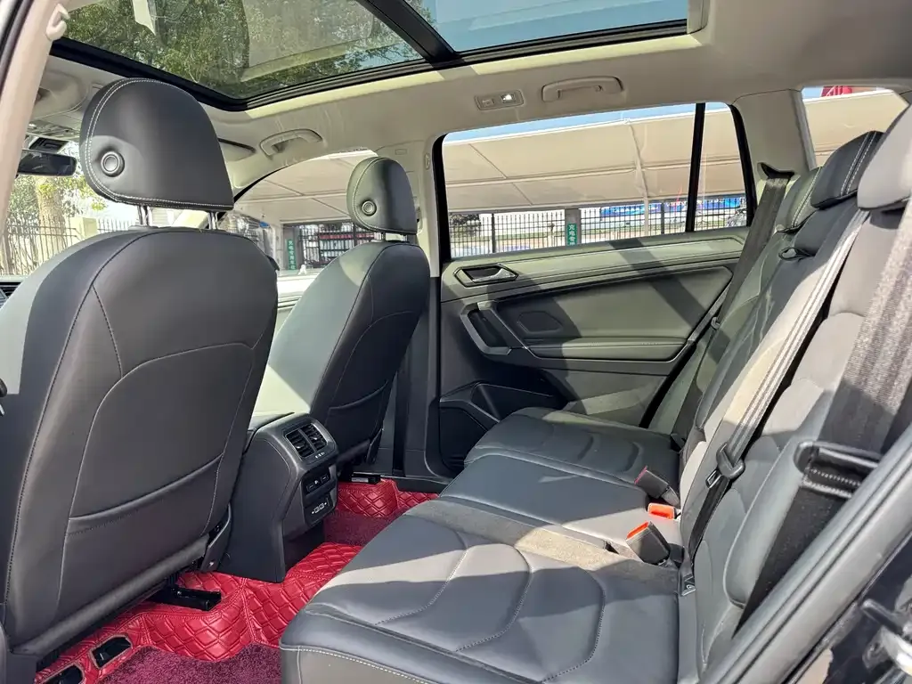 Volkswagen Tiguan L 2021 из CN, фото 9