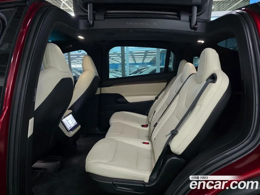 Tesla Model X 2023 из KR, фото 10