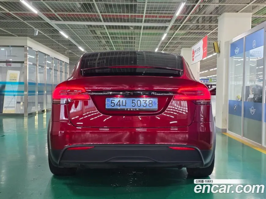 Tesla Model X 2023 из KR, фото 6