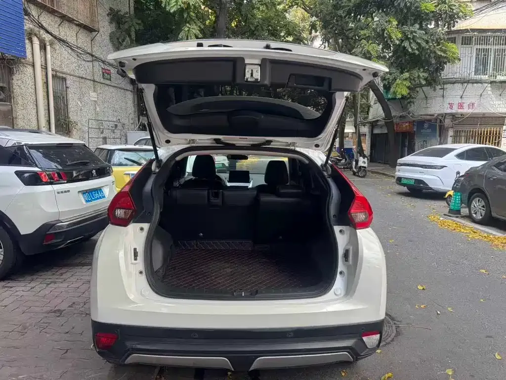 Mitsubishi Eclipse Cross 2022 из CN, фото 10