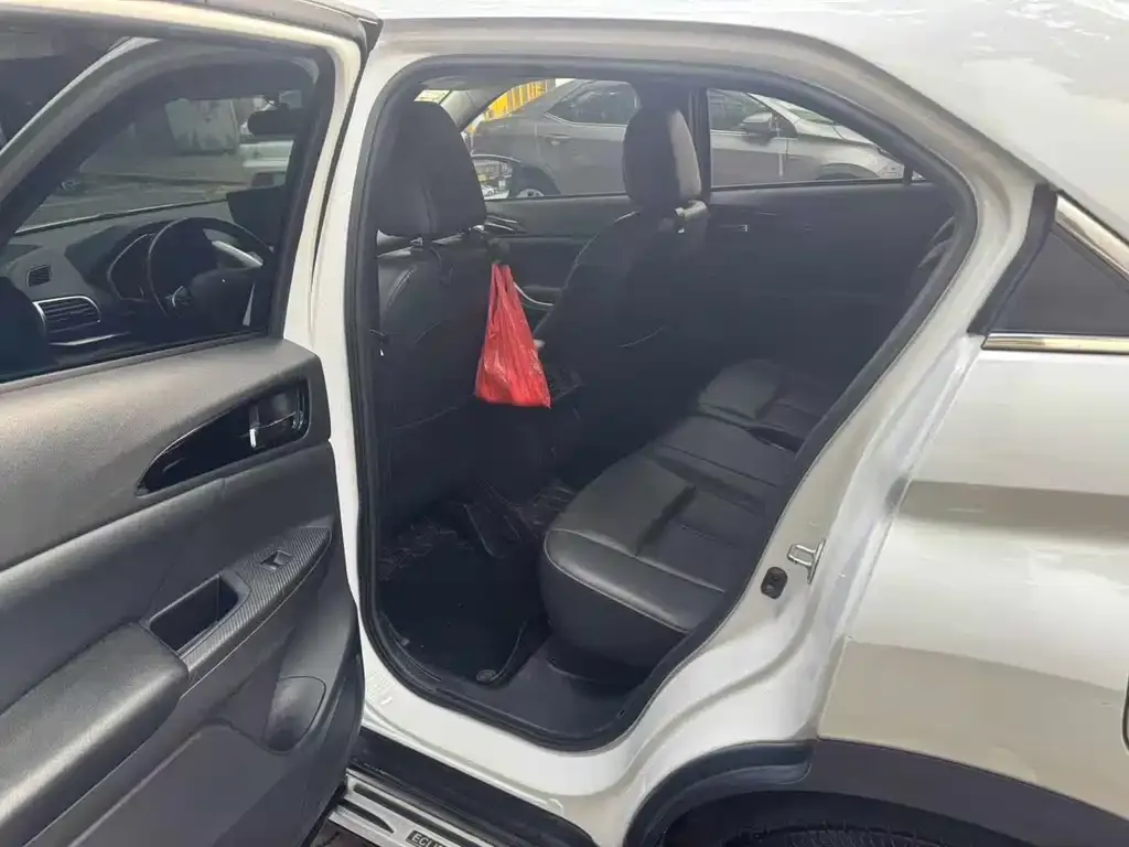 Mitsubishi Eclipse Cross 2022 из CN, фото 6