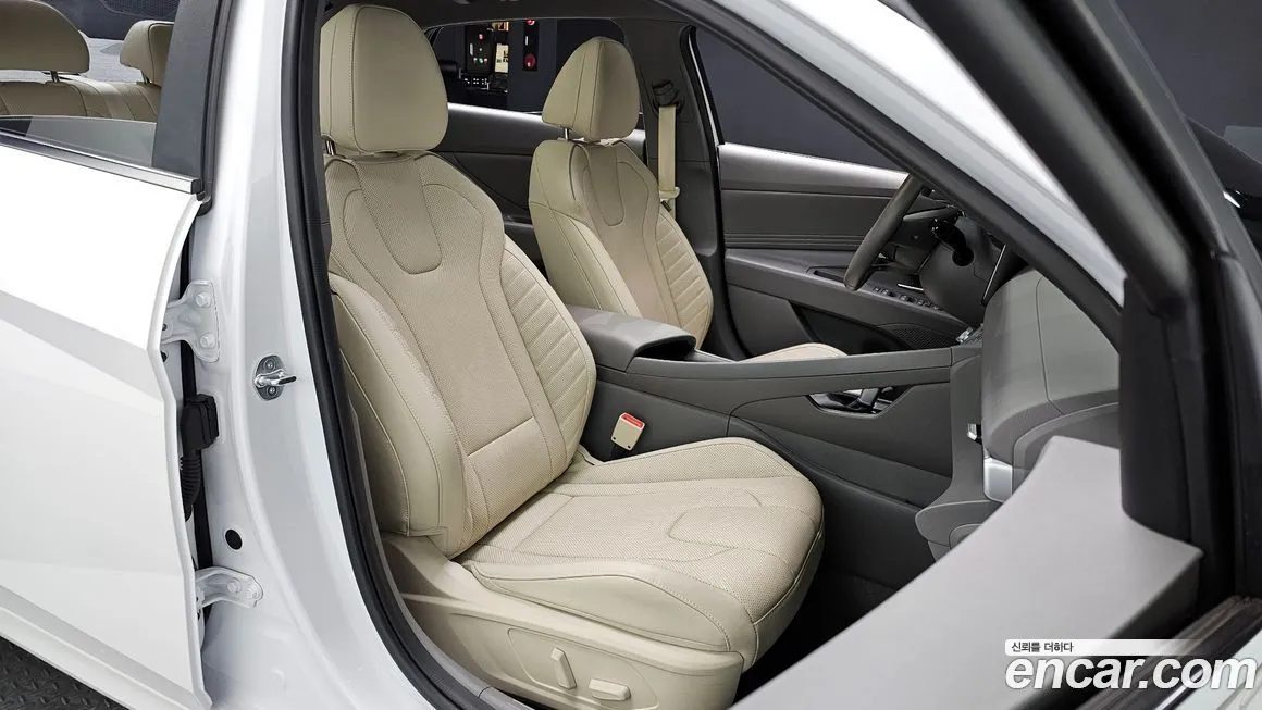 Hyundai AVANTE — фото 9