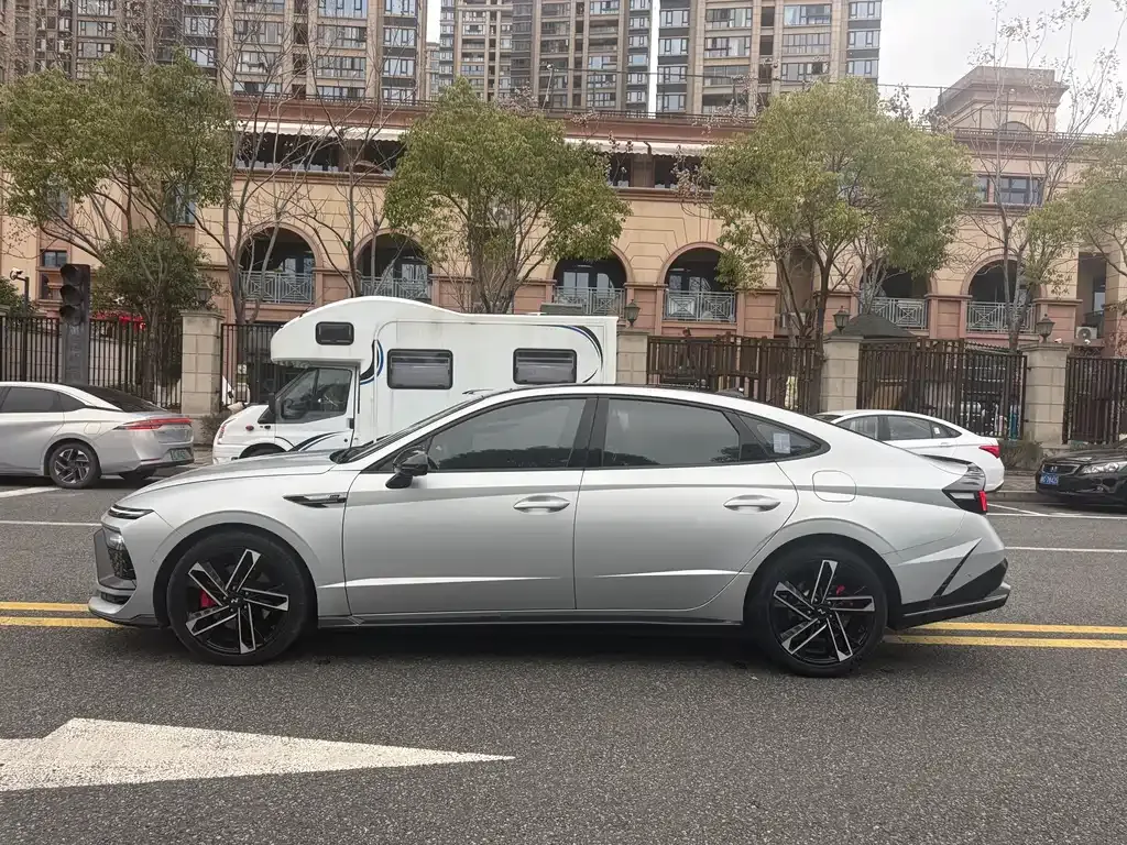 Hyundai Sonata 2024 из CN, фото 4