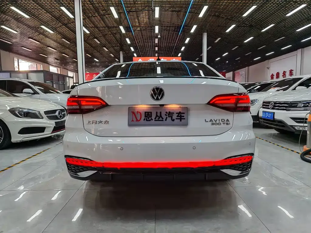 Volkswagen Lavida 2024 из CN, фото 2
