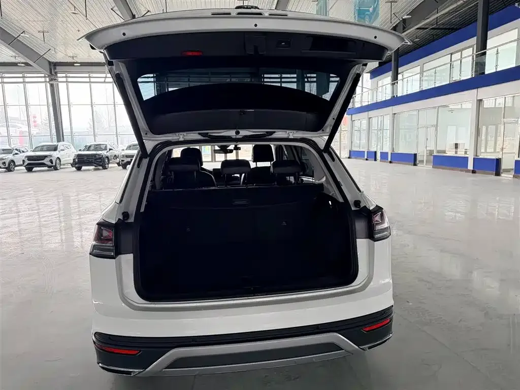 Volkswagen Tayron 2023 из CN, фото 4