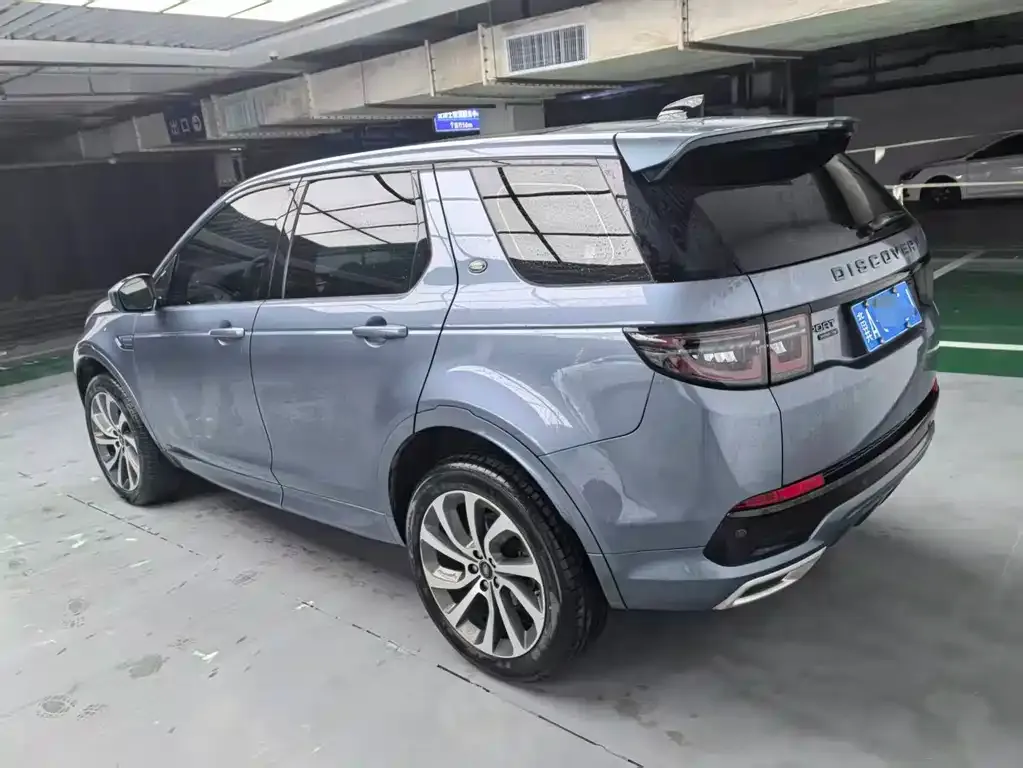 Land Rover Discovery Sport — фото 8