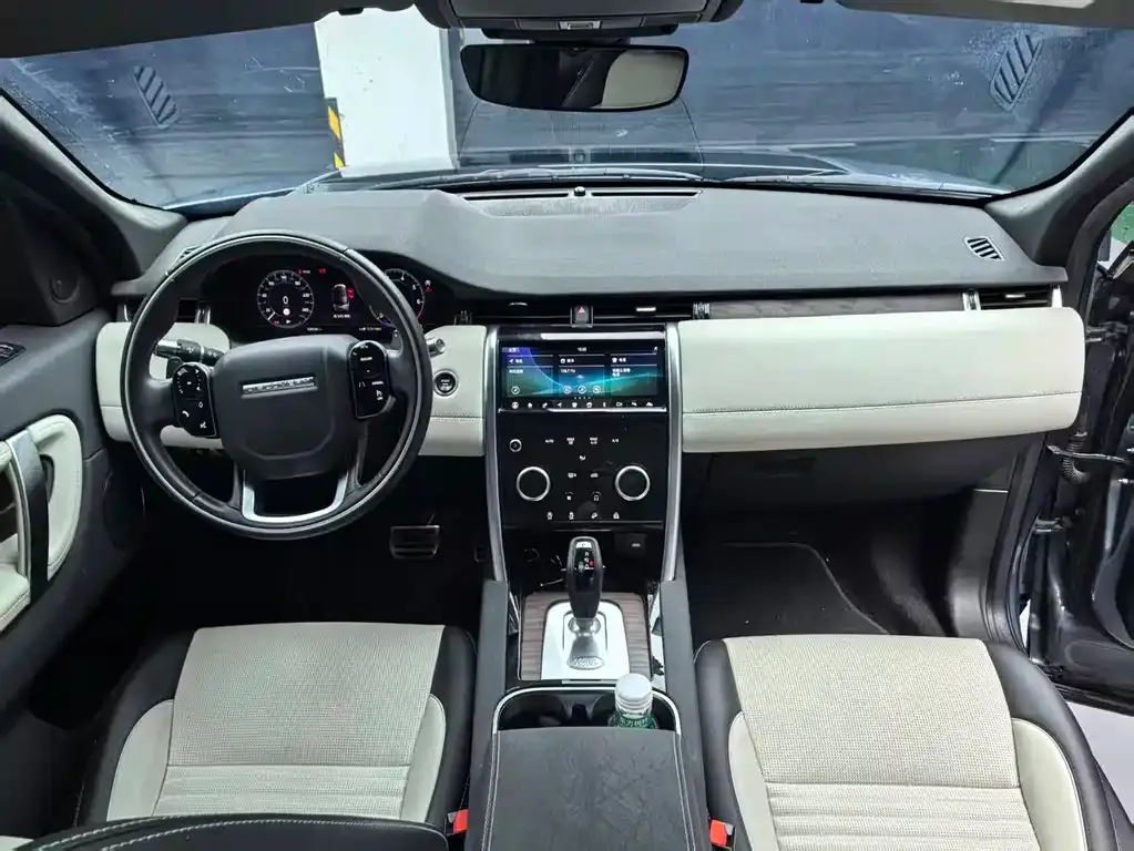 Land Rover Discovery Sport — фото 10