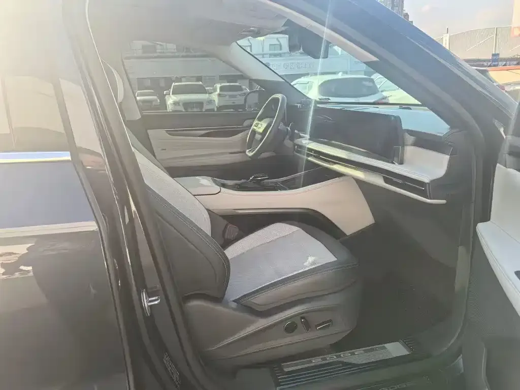 Ford Edge 2023 из CN, фото 4