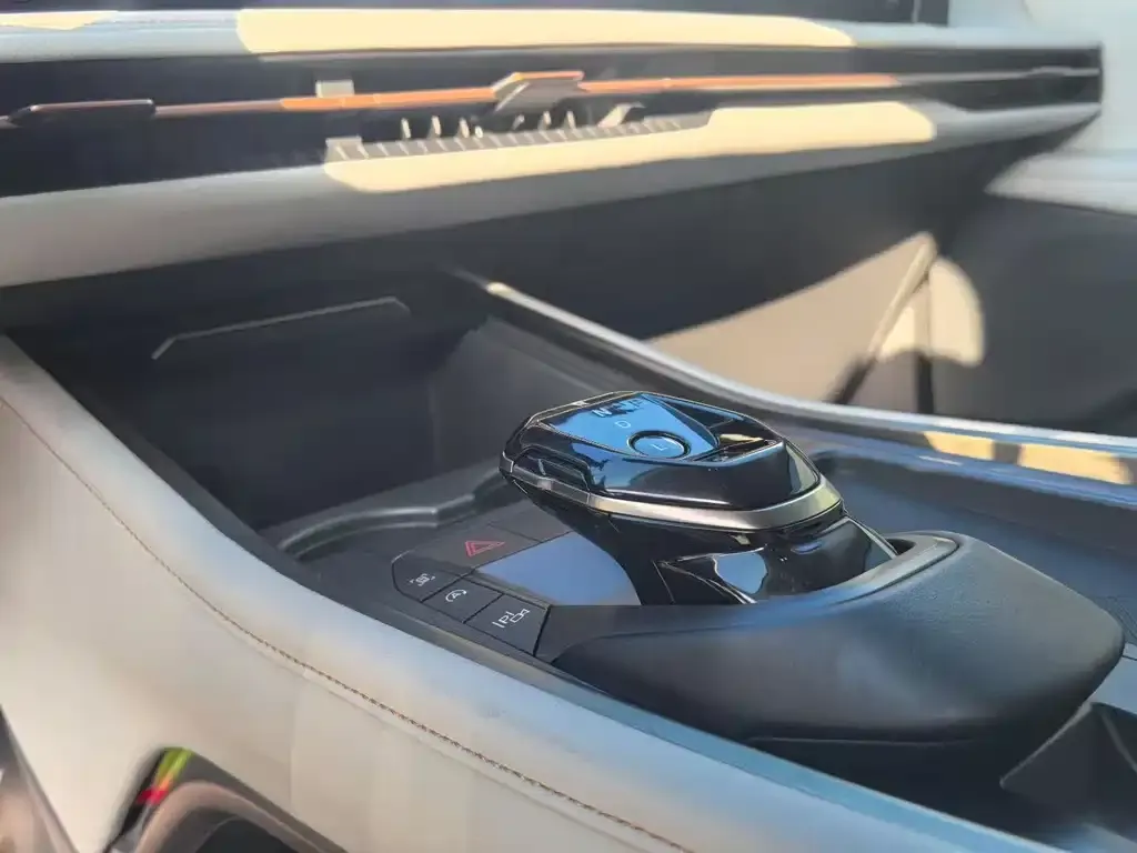 Ford Edge 2023 из CN, фото 3